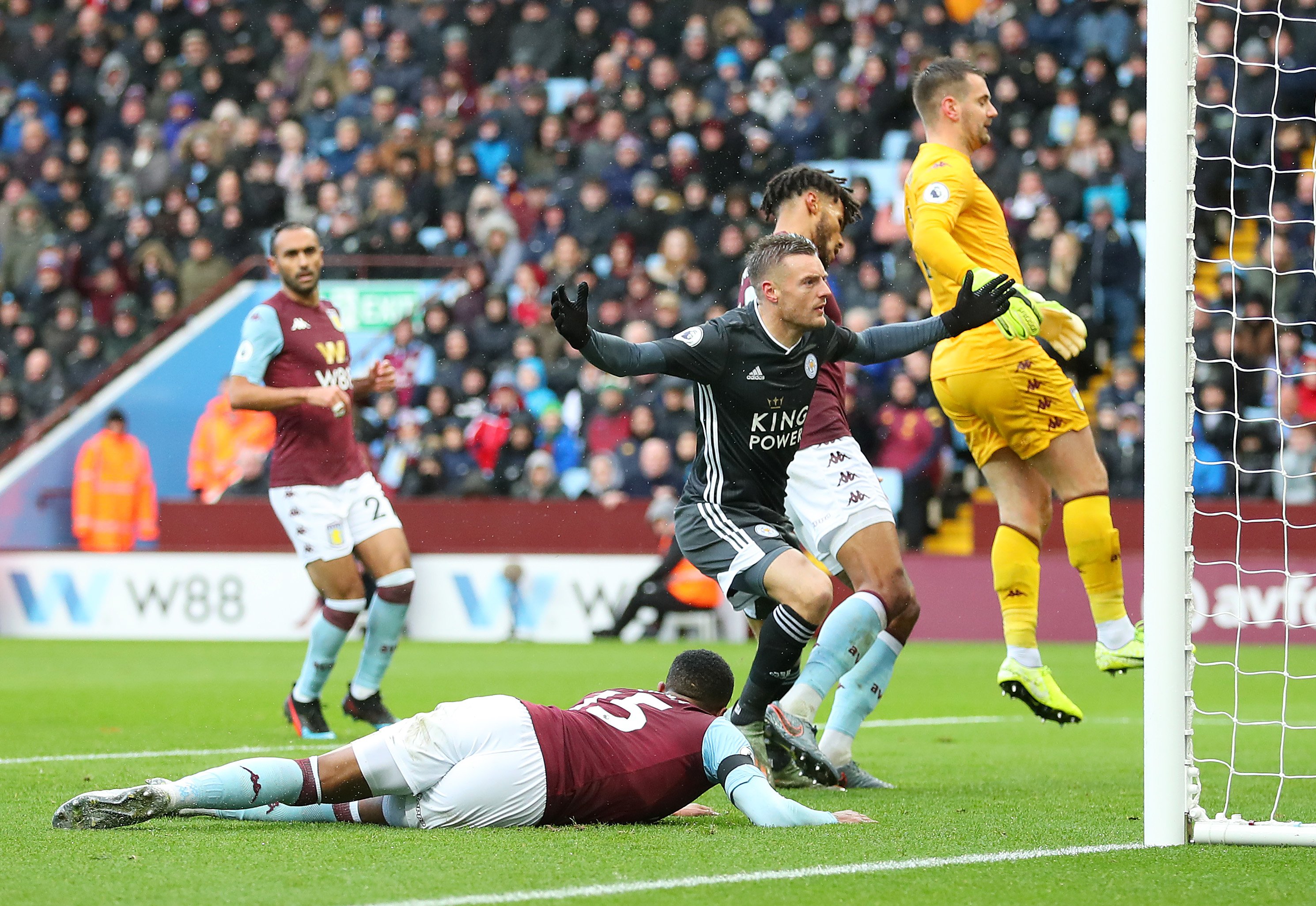 给予对手致 给予对手致